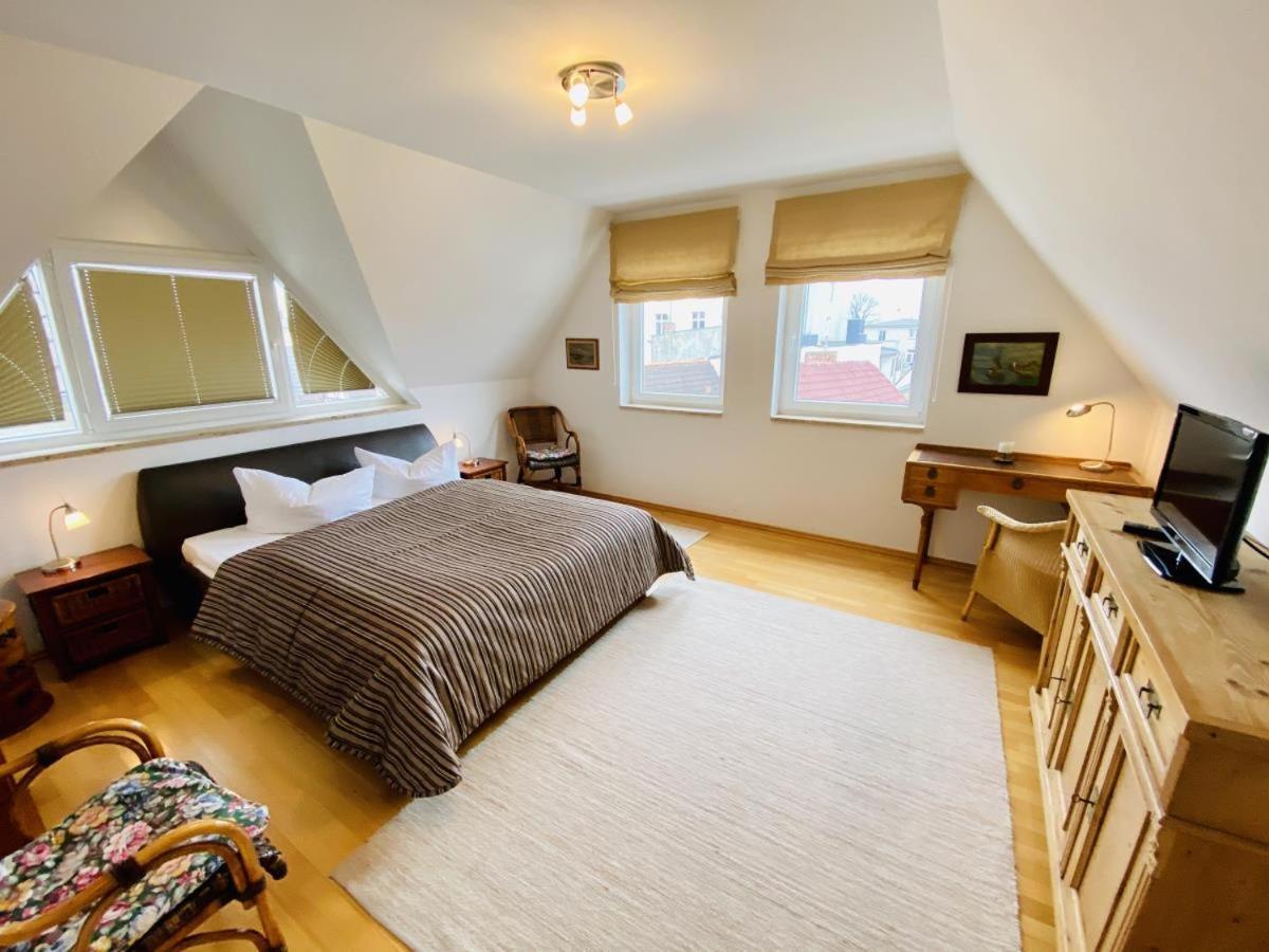 Kapitaenshaus Moewenblick Apartman Rostock Kültér fotó